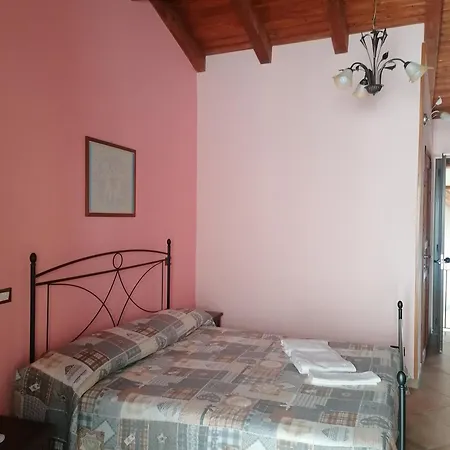 Donna Concetta Apartment Patti